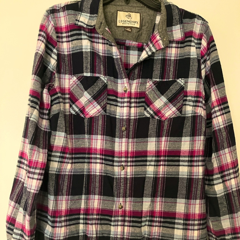 Women’s flannel shirt